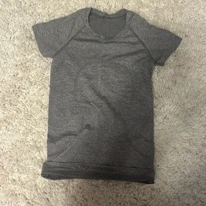 lululemon grey swiftly tech